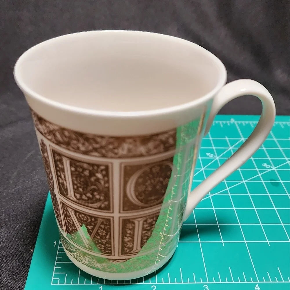 Papel Freelance Fine Bone China Love Tea Set